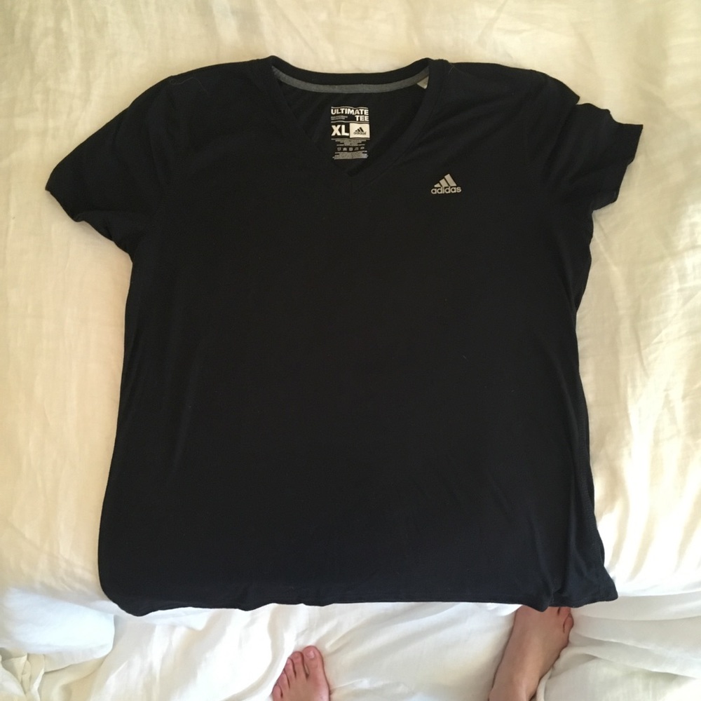 Adidas tee